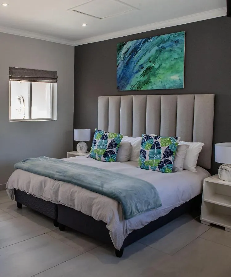Guest house Kingsbeach Cottages Port Elizabeth