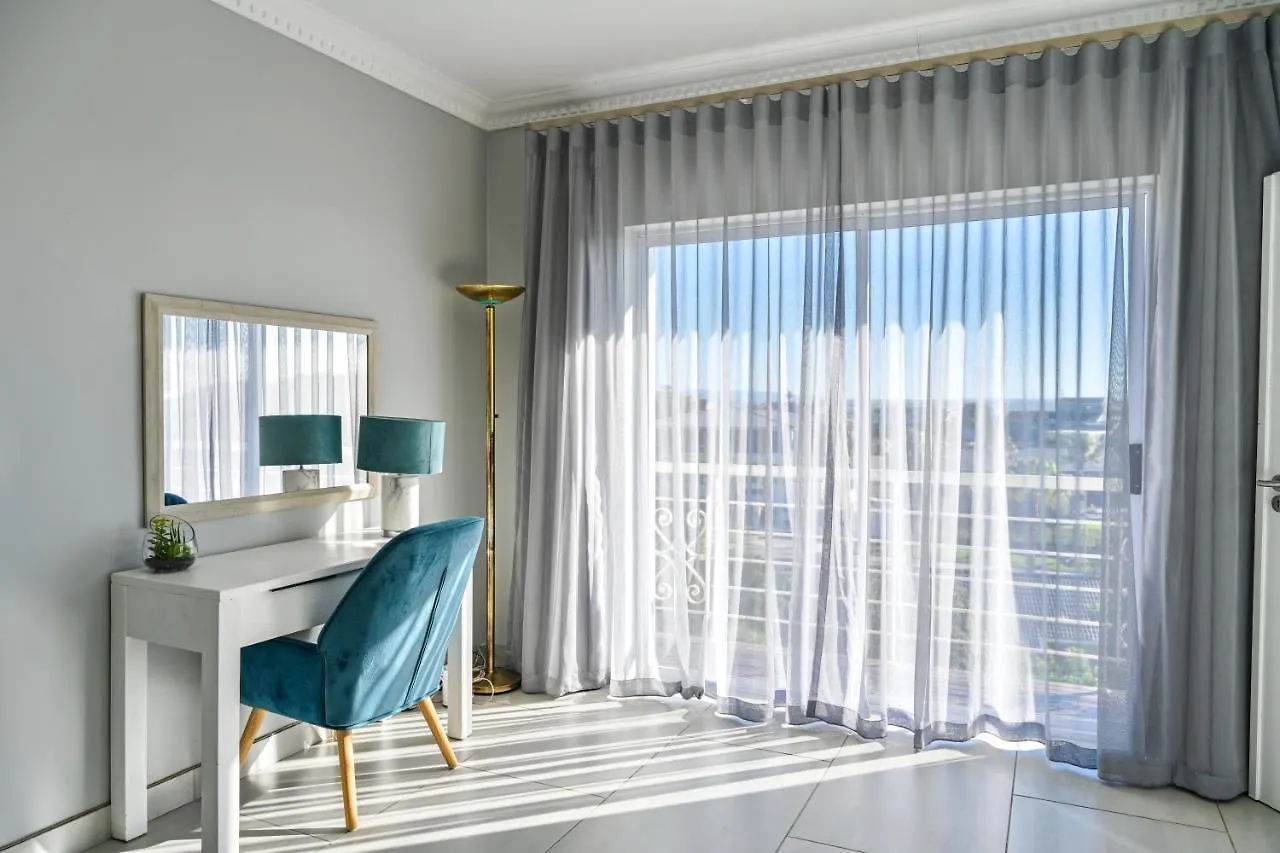 Guest house Kingsbeach Cottages Port Elizabeth