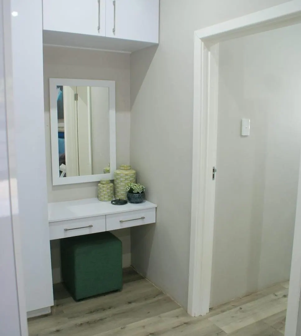 Kingsbeach Cottages Port Elizabeth